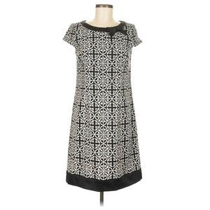 Maggy L Blk/White Print Sheath Dress Blk Border Trim at Hem and Neck, NWOT,Sz.12
